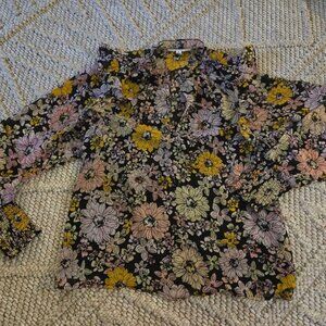 Steve Madden long sleeve blouse